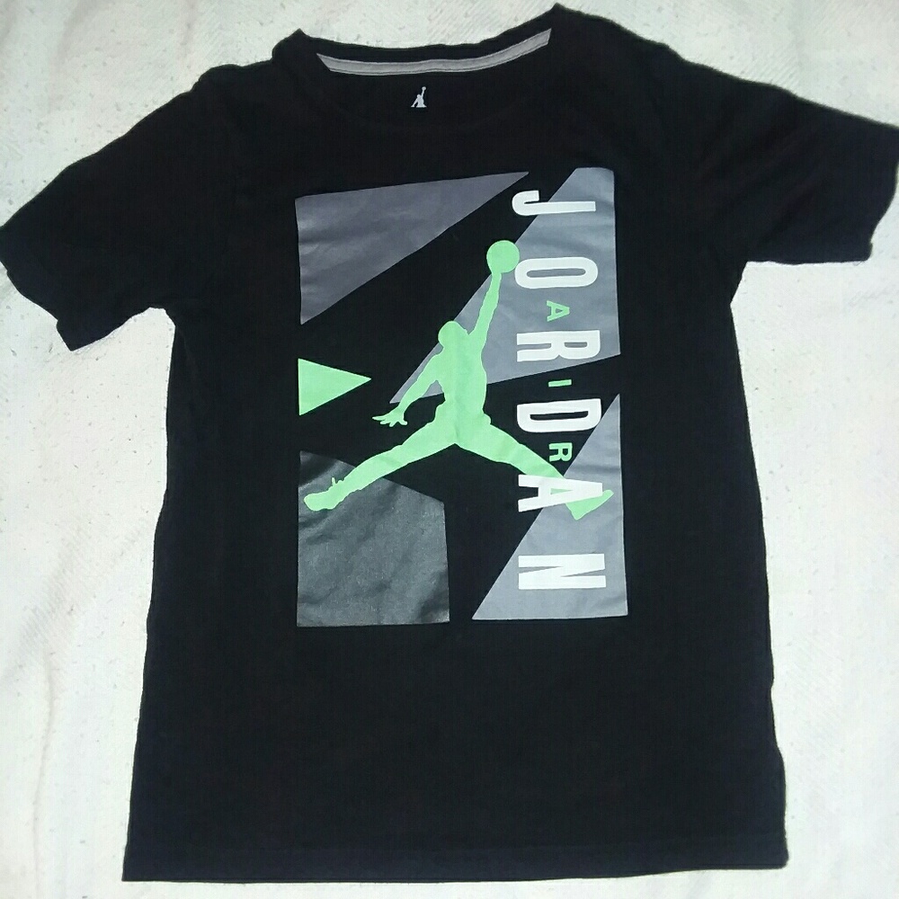 Jordan shirt
